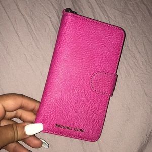 Micheal Kors phone case wallet